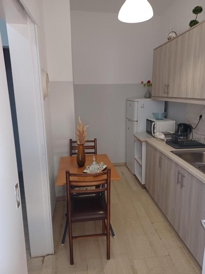 Nina'S Central Apartment Ханья Экстерьер фото
